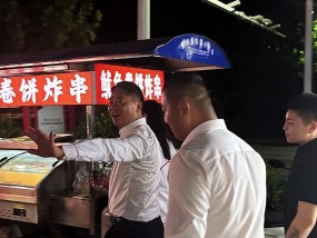 一觉醒来，刘强东“天塌了”！和老乡喝断片做鬼脸卖萌，全网疯传