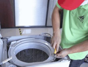 如何正确清洗侧吸油烟机（简单步骤教你轻松清洁油烟机）