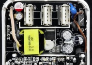 电视机插线板盖打开的正确方法是什么？如何安全操作？