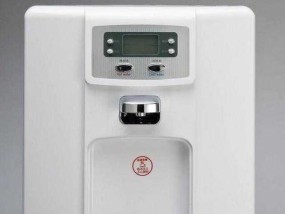 饮水机进水不停的问题及解决方法（解决饮水机进水不停问题的有效措施）