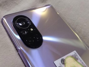 华为nova8是否配备智能遥控功能？使用方法是什么？