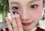 奶茶气垫手机壳使用方法是什么？有何特别功能？