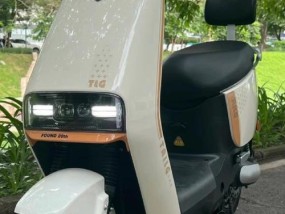 台铃星河eb充电器插头型号是什么？