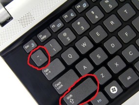 宏硕电脑电源线的正确插入方法是什么？