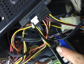 解决电脑主机循环启动问题的方法（探索电脑主机循环启动问题的原因与解决方案）