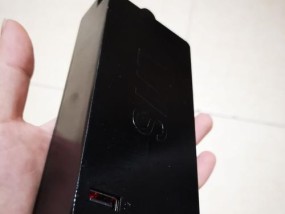 罗兰音箱内存卡如何正确连接电脑？
