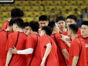 中国男篮vs波黑人员已定！CCTV5直播，这3人竟然无缘大名单