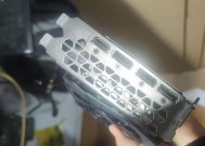 台式电脑拆机步骤是什么？拆解时应注意哪些安全事项？