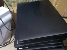 电脑出现鼠标标志黑屏时应该怎么办？
