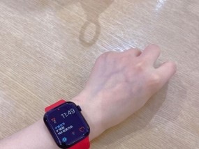 Apple Watch蜂窝版与GPS版有何不同？选购时应考虑哪些因素？