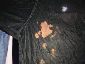波轮洗衣机出现白色粉末怎么回事？如何解决？