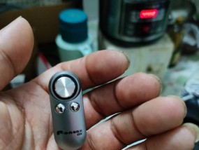 低音炮蓝牙耳塞如何配对连接？
