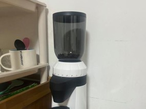 惠佳咖啡机常见故障解决办法（故障解决办法和维修技巧，让你的咖啡机焕然一新）
