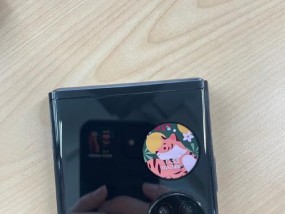 荣耀鸿运手机壳拆卸方法？拆卸时应注意什么？