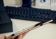 在地铁内如何拍摄折叠屏手机？拍摄折叠屏手机有哪些技巧？