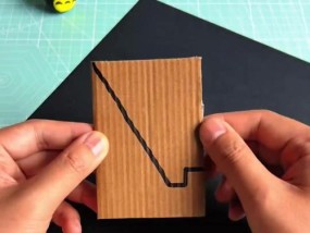 手机支架的DIY制作方法是什么？制作过程需要哪些材料？