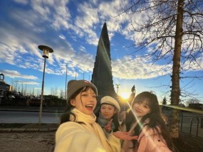 三人拍照手机如何拍摄？最佳拍照姿势是什么？
