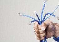 战警控制器安装模拟器步骤是什么？常见问题有哪些？