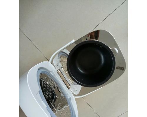 格力电饭煲维修指南（详细教你如何自己修理电饭煲）  第1张