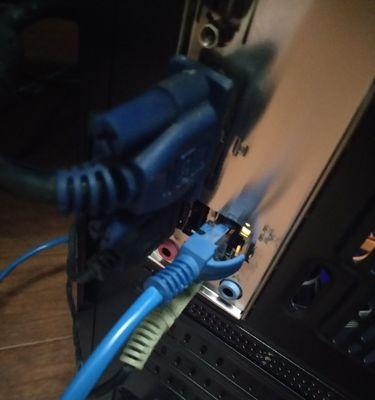 路由器黄灯亮，如何解决上不了网的问题（网络连接故障排除与解决方法）  第1张