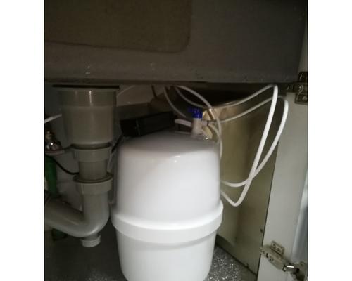 净水器开机出废水的原因及解决方法（探究净水器开机出废水的原因）  第1张
