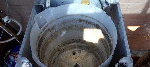 解决饮水机水口堵塞的方法（快速清洁和维护饮水机）  第3张