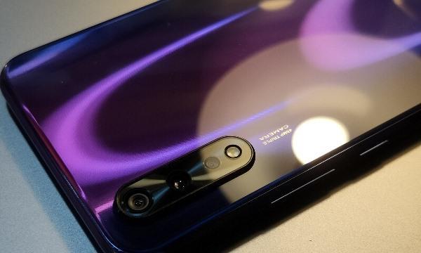 vivoz5手机怎么样？性能和相机表现如何？  第2张