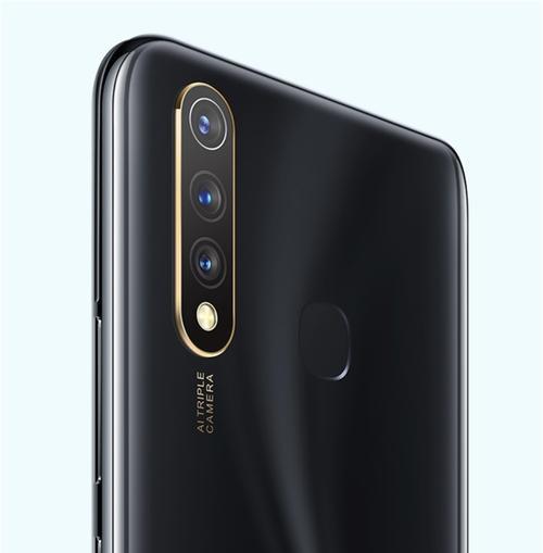 vivoz5手机怎么样？性能和相机表现如何？  第3张