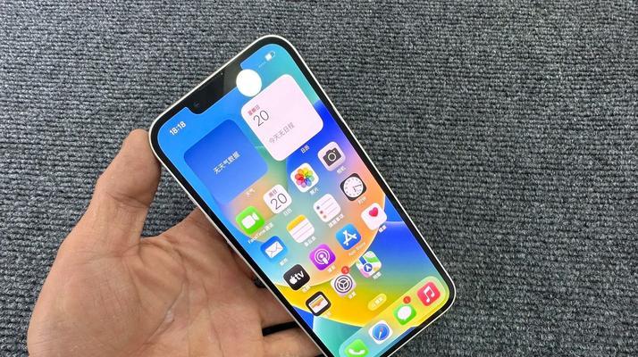 iPhone 13的尺寸是多少厘米？如何测量准确尺寸？  第3张