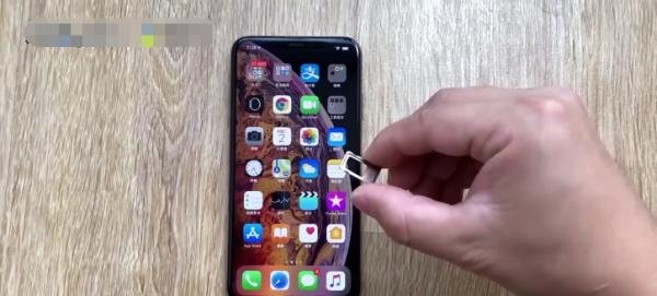 iPhone系统下载完毕后如何进行安装？安装过程中遇到问题怎么办？  第1张