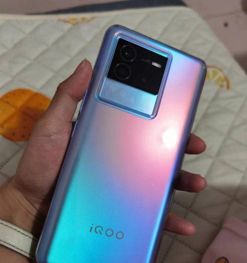 在iQOO7和iQOONeo6SE之间如何选择？两款手机的对比分析？  第2张