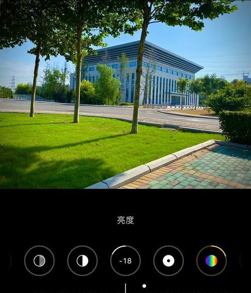 手机摇杆拍照功能如何开启和设置？操作步骤是什么？  第1张