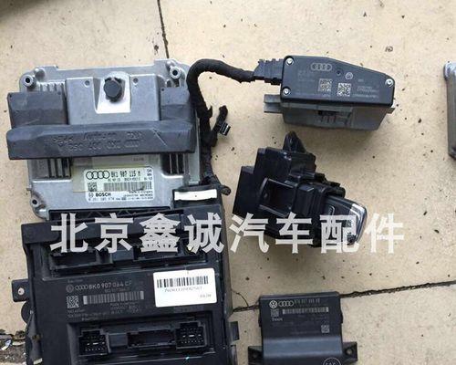 奥迪网关转接头打开位置在哪里？  第3张