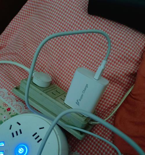 vivo充电器用的什么头？充电速度如何？  第1张