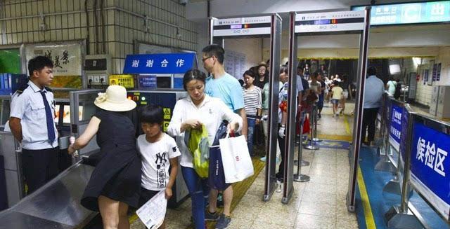 智能手表如何过安检门？是否会影响安检结果？  第3张