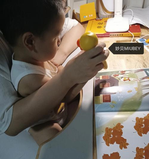 平板电脑小黄鸭触碰笔怎么充电？充电步骤是什么？  第2张