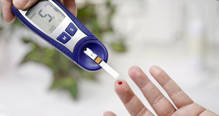 京东充电器的选择方法是什么？选择不当会有什么影响？  第2张