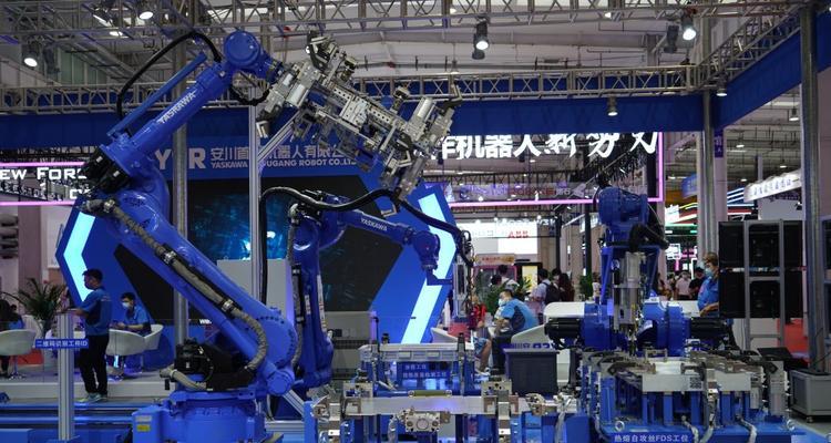 政府高层机器人种类有哪些？它们的主要功能是什么？  第1张