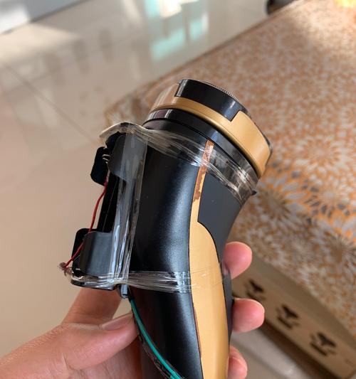 刮胡刀电池是1.2v为什么可以用5v充电器？这是什么原理？  第3张