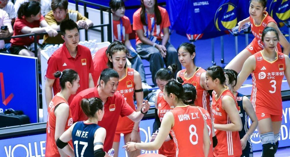 破格提拔！女排迎来新大脑，16岁扛国家队大旗，球迷呼吁老将回归  第11张