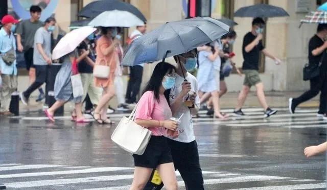 8月这波雨势有点猛！广东多地雷雨暴发，3日粤北珠三角暴雨来袭  第5张