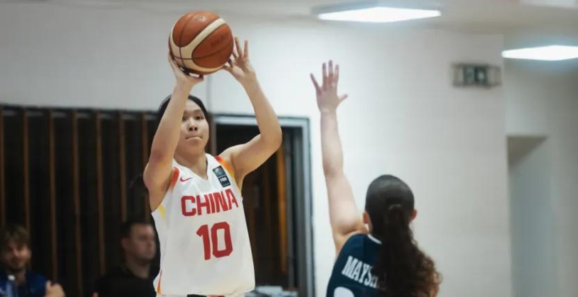 新版李梦出炉！中国女篮再集训，宫鲁鸣招进19岁1米83得分王？  第3张
