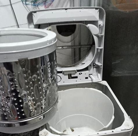 洗衣机不动了怎么办？（解决洗衣机停止工作的常见问题及维修技巧）  第2张