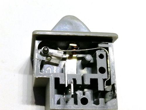 冰柜开关坏了怎么修？（简单教你修复冰柜开关的方法）  第1张