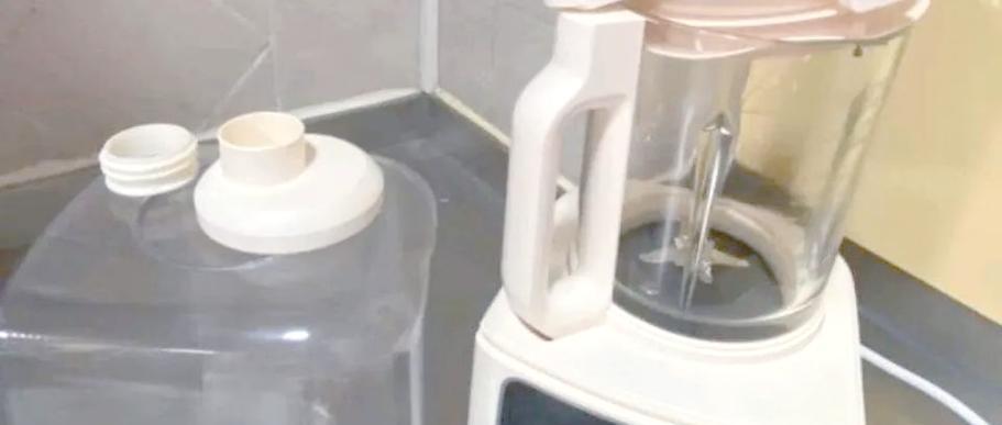 破壁机胡底的处理方法及技巧（了解破壁机胡底的原因及解决方案）  第1张