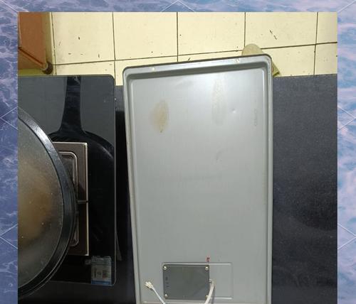 热水器E4故障解决方案（自己维修热水器E4故障的关键步骤）  第1张