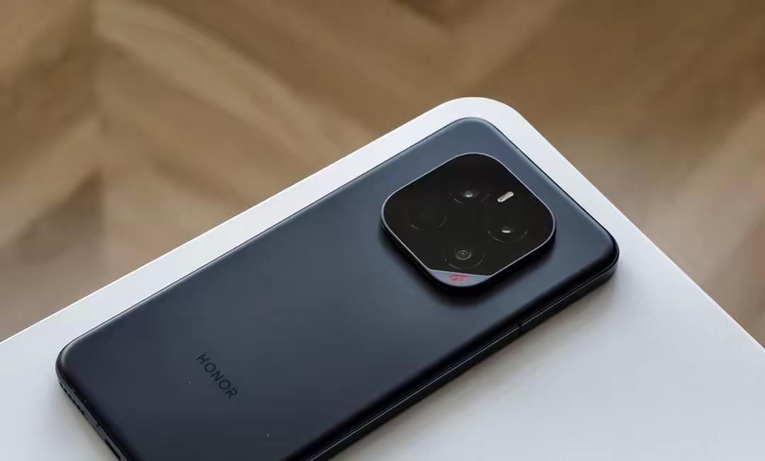 荣耀经常“卖断货”的手机，16+1TB跌至“新低价”，还有7200mAh  第4张