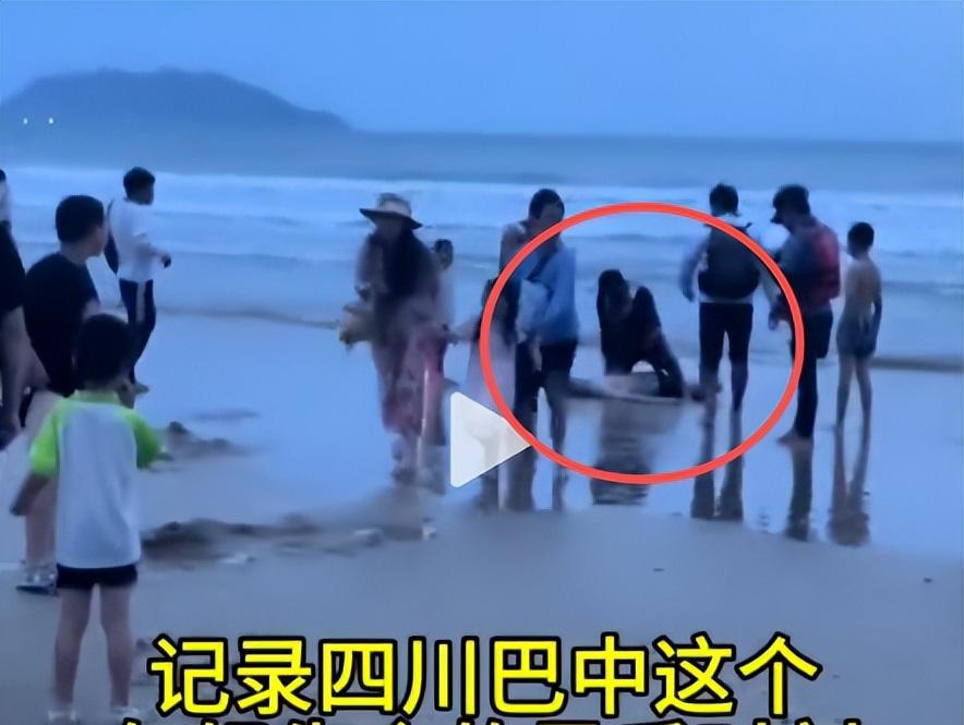 男子三亚溺亡后续，漂亮妻子崩溃大哭，女儿目睹全程，网友不同情  第2张
