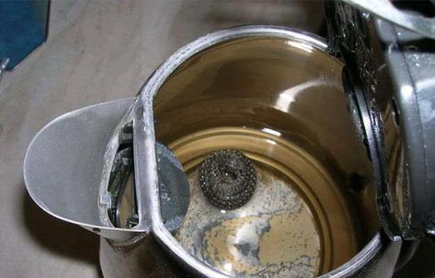 探究集成灶起水垢的原因（水质成分与集成灶起水垢的关系）  第3张
