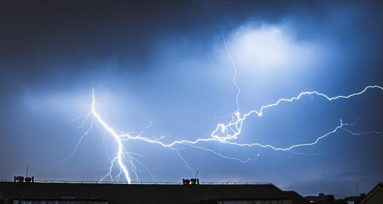 新一轮强降雨中心北抬！8月31日天气预报，大雨暴雨分布如下  第7张